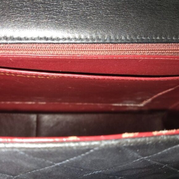 Authentic Preloved Chanel Matelasse  Lambskin Quilted XL Jumbo Single Flap - Picture 8 of 14